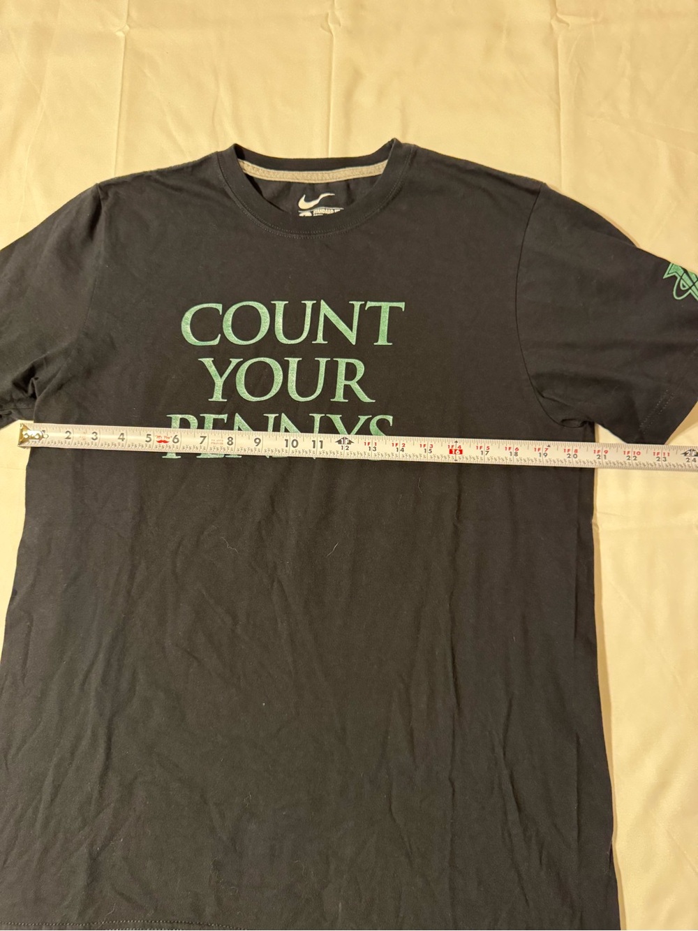Vintage Nike Men’s Black Short-Sleeve Tee “Count your Pennys.” - Picture 5 of 8